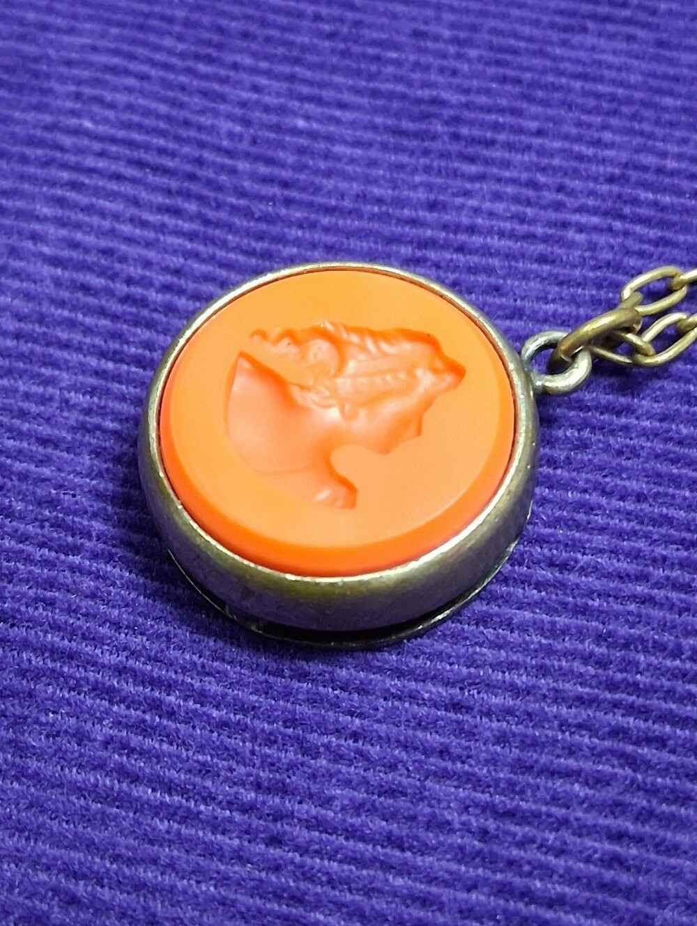 Vintage EXTASIA Intaglio Cameo Necklace Orange Coral Opaque Glass Artisan Made - Picture 10 of 14